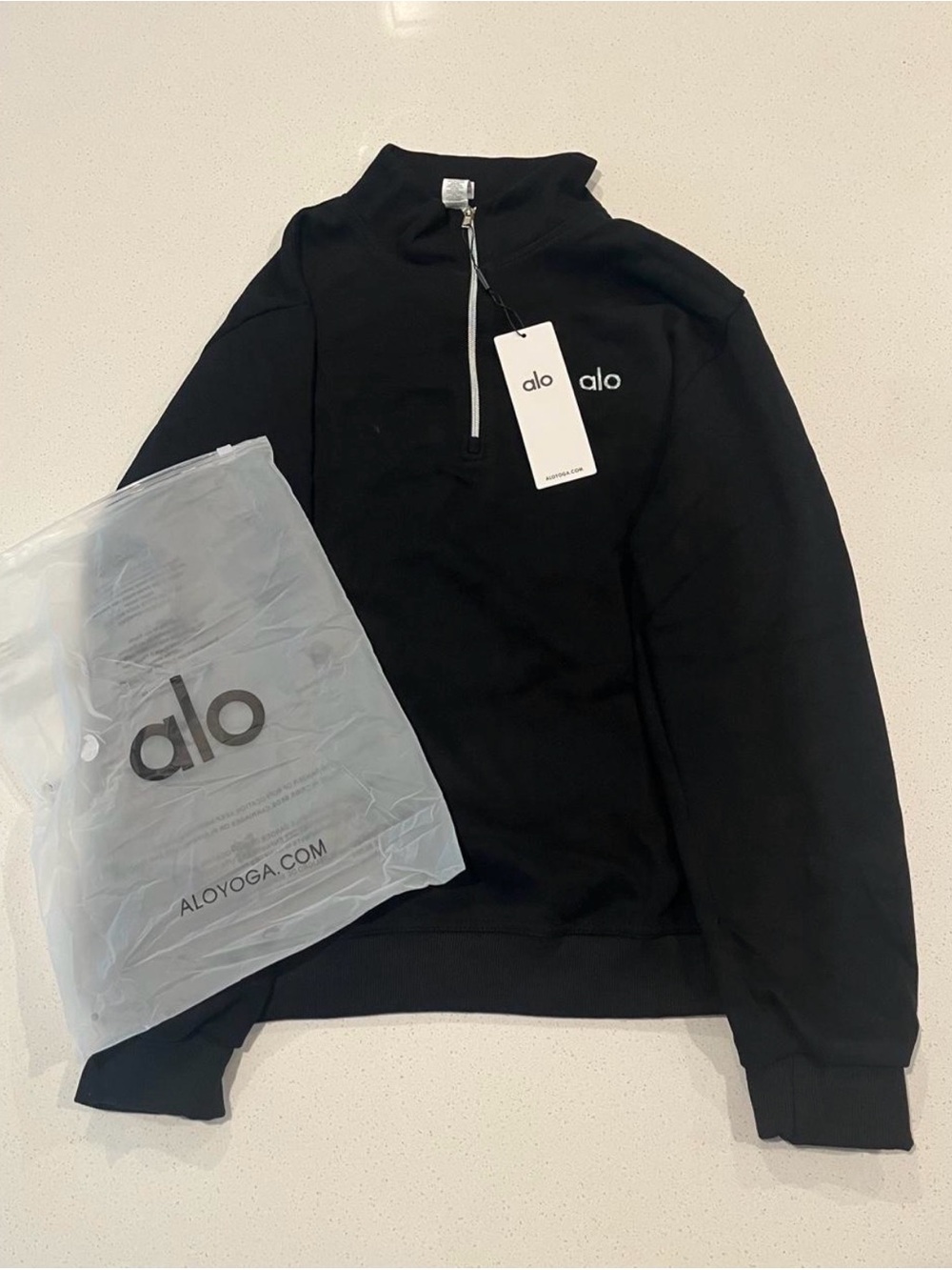 ALO Yoga Men's Black Half-Zip Pullover Sweatshirt